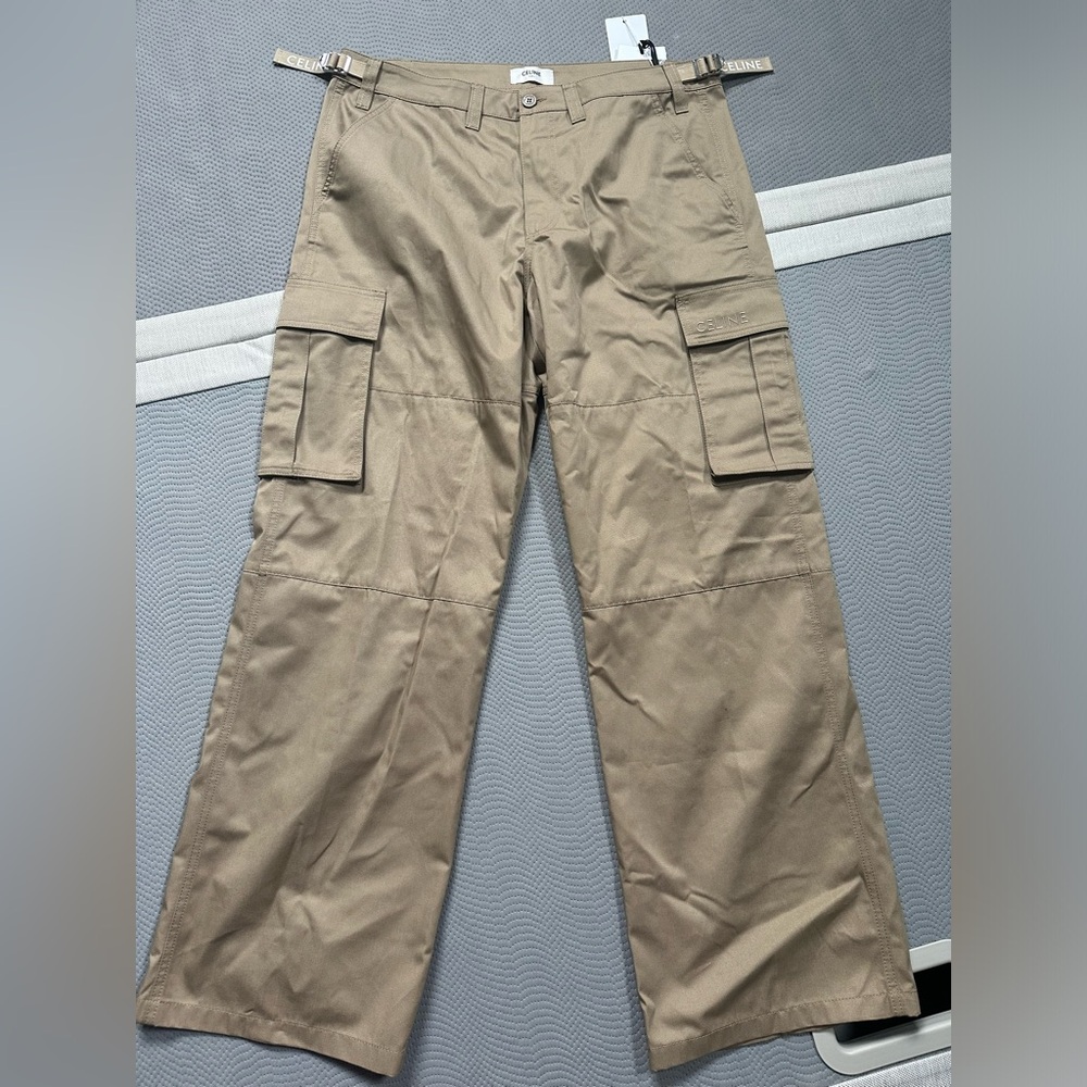 CELINE | PANTALON CARGO PANTS *NEW*

Black & Tan